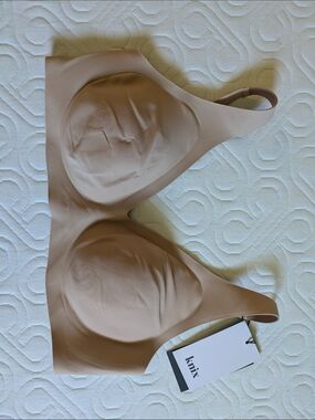 knix Revolution Seamless Wireless Bra in Nude Blush